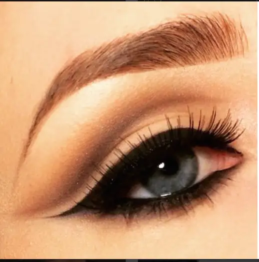 eyeliner_1.png